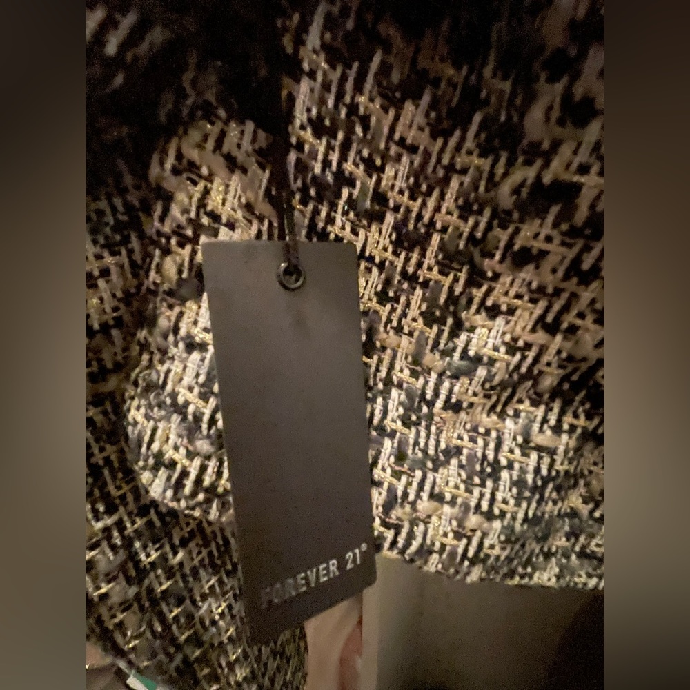 Short blazer - Picture 2 of 6